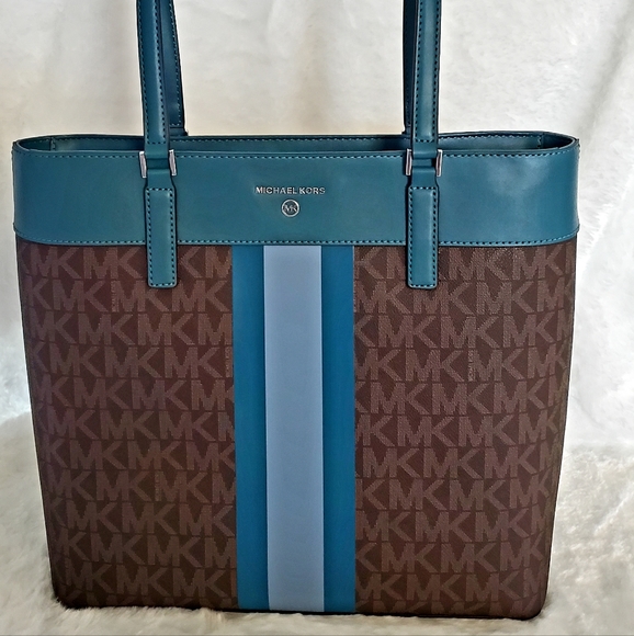 Michael Kors purse NWT - Picture 2 of 11